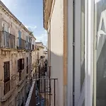 Archimede Charm - Historical Palace In Ortigia 3* Syracuse