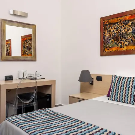 Archimede Charm - Historical Palace In Ortigia Bed & Breakfast