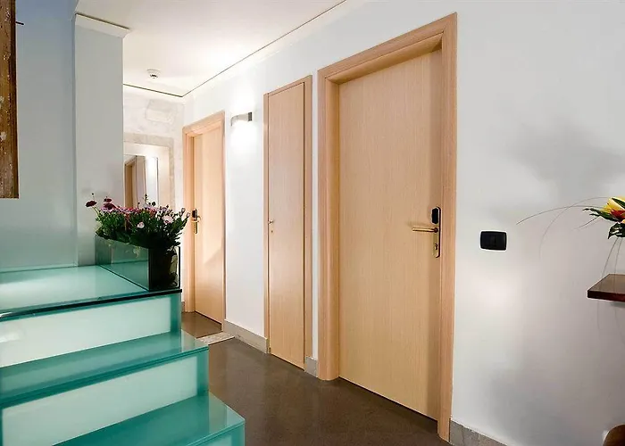 Archimede Charm B&B - Historical Palace In Ortigia 3*