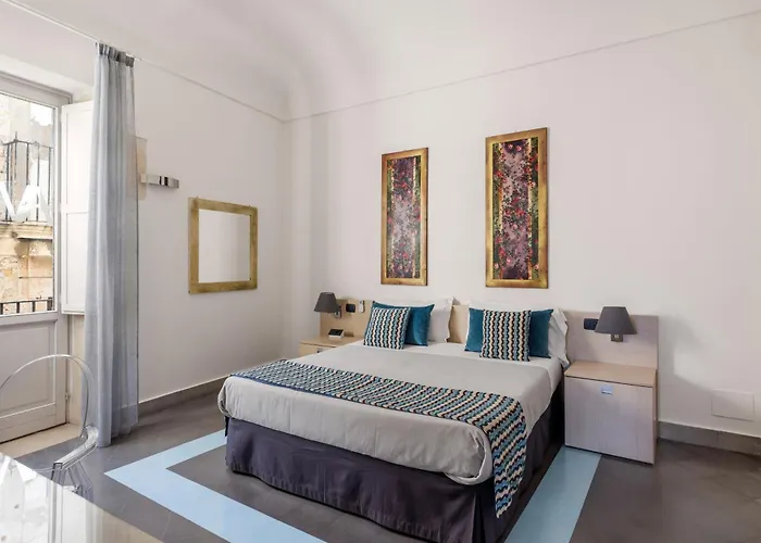 Archimede Charm B&B - Historical Palace In Ortigia Oda ve Kahvaltı