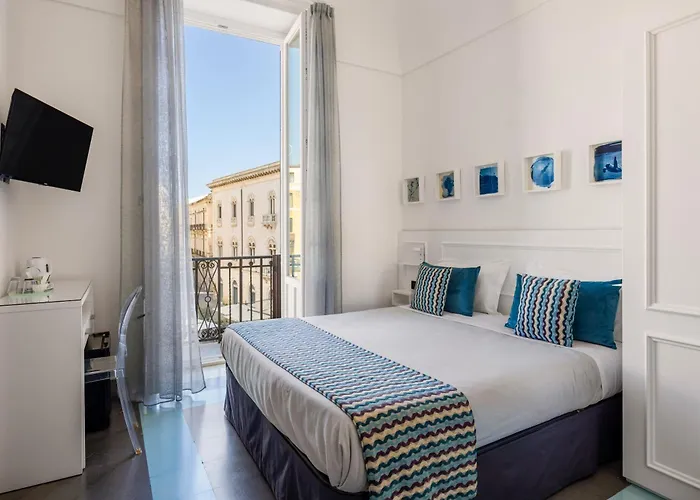 Archimede Charm B&B - Historical Palace In Ortigia Oda ve Kahvaltı 3*