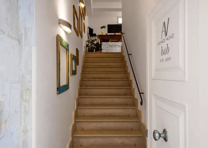 Archimede Charm B&B - Historical Palace In Ortigia Oda ve Kahvaltı