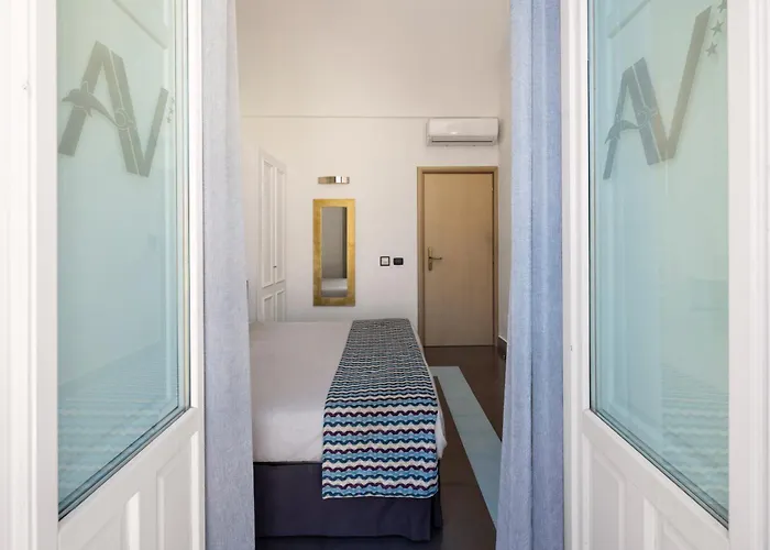 Oda ve Kahvaltı Archimede Charm B&B - Historical Palace In Ortigia 3*