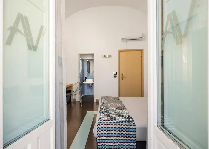 Oda ve Kahvaltı Archimede Charm B&B - Historical Palace In Ortigia 3*