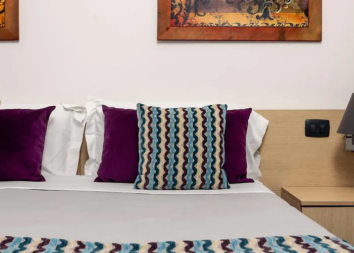 Oda ve Kahvaltı Archimede Charm B&B - Historical Palace In Ortigia Siraküza