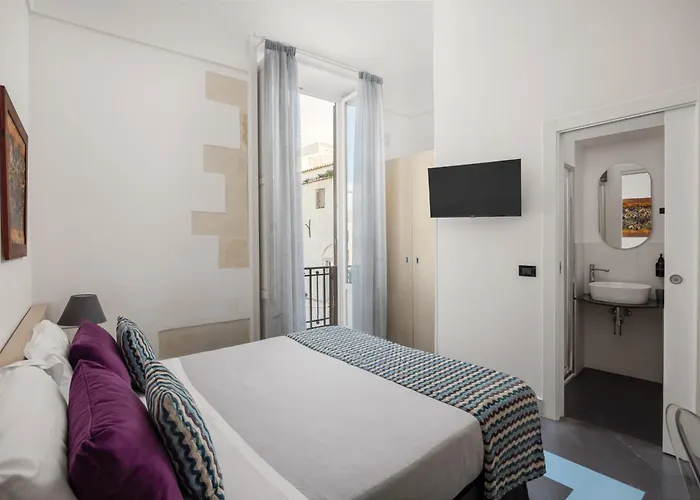 Oda ve Kahvaltı Archimede Charm B&B - Historical Palace In Ortigia Siraküza