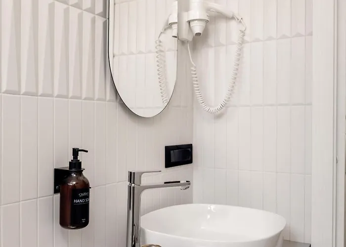Archimede Charm B&B - Historical Palace In Ortigia Oda ve Kahvaltı